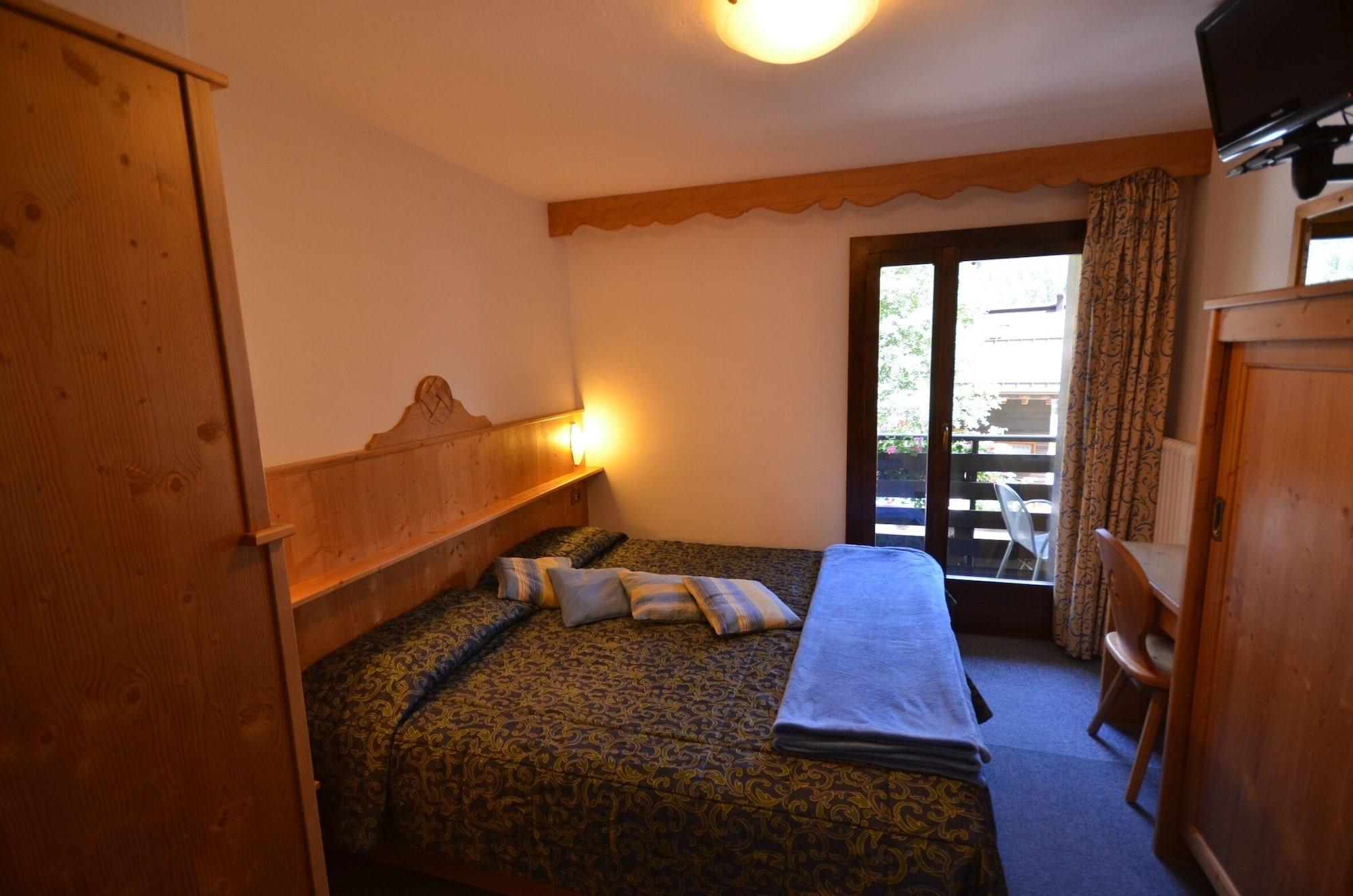 Hotel Cime D'Oro Madonna di Campiglio Bagian luar foto