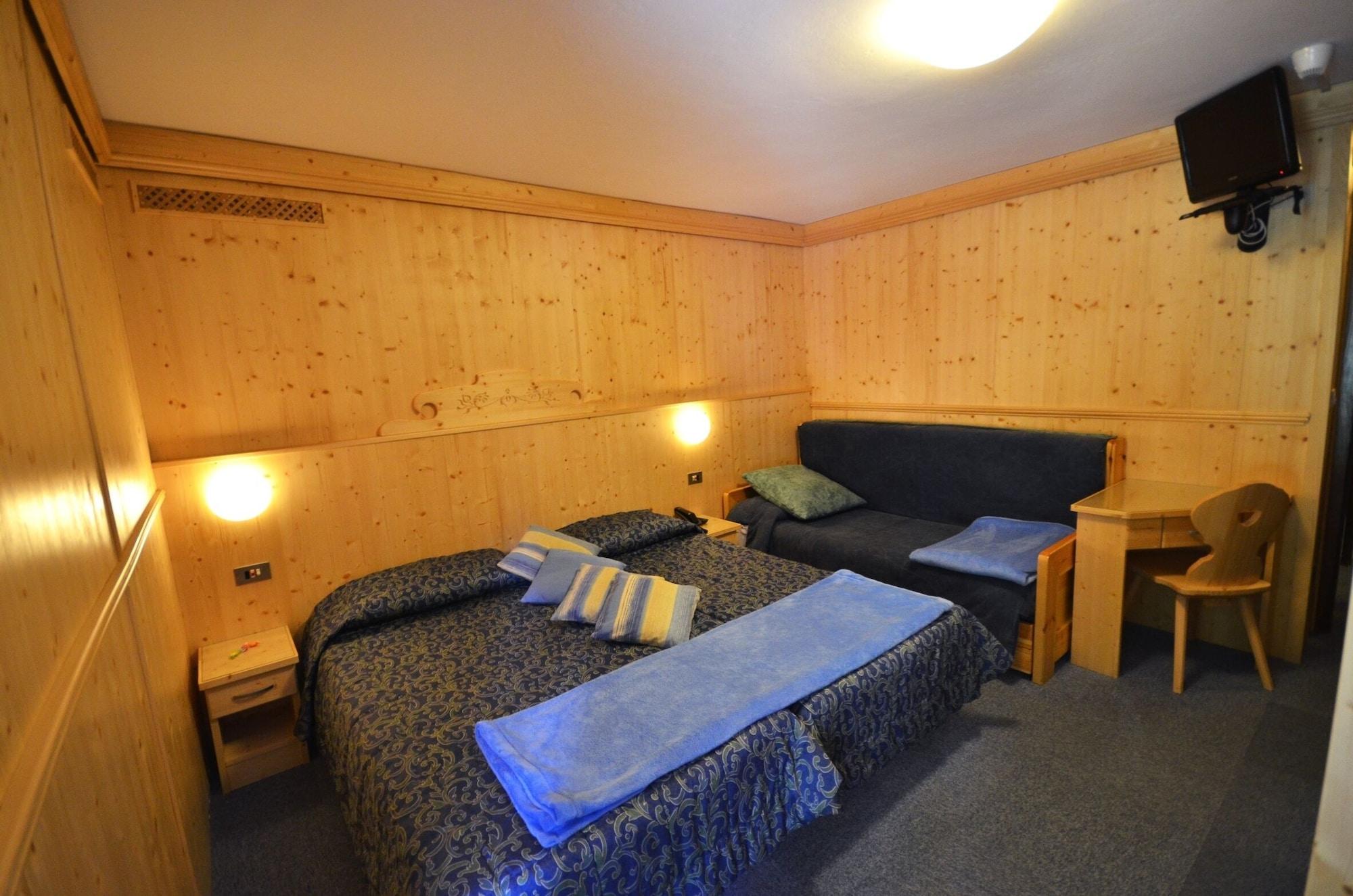 Hotel Cime D'Oro Madonna di Campiglio Bagian luar foto