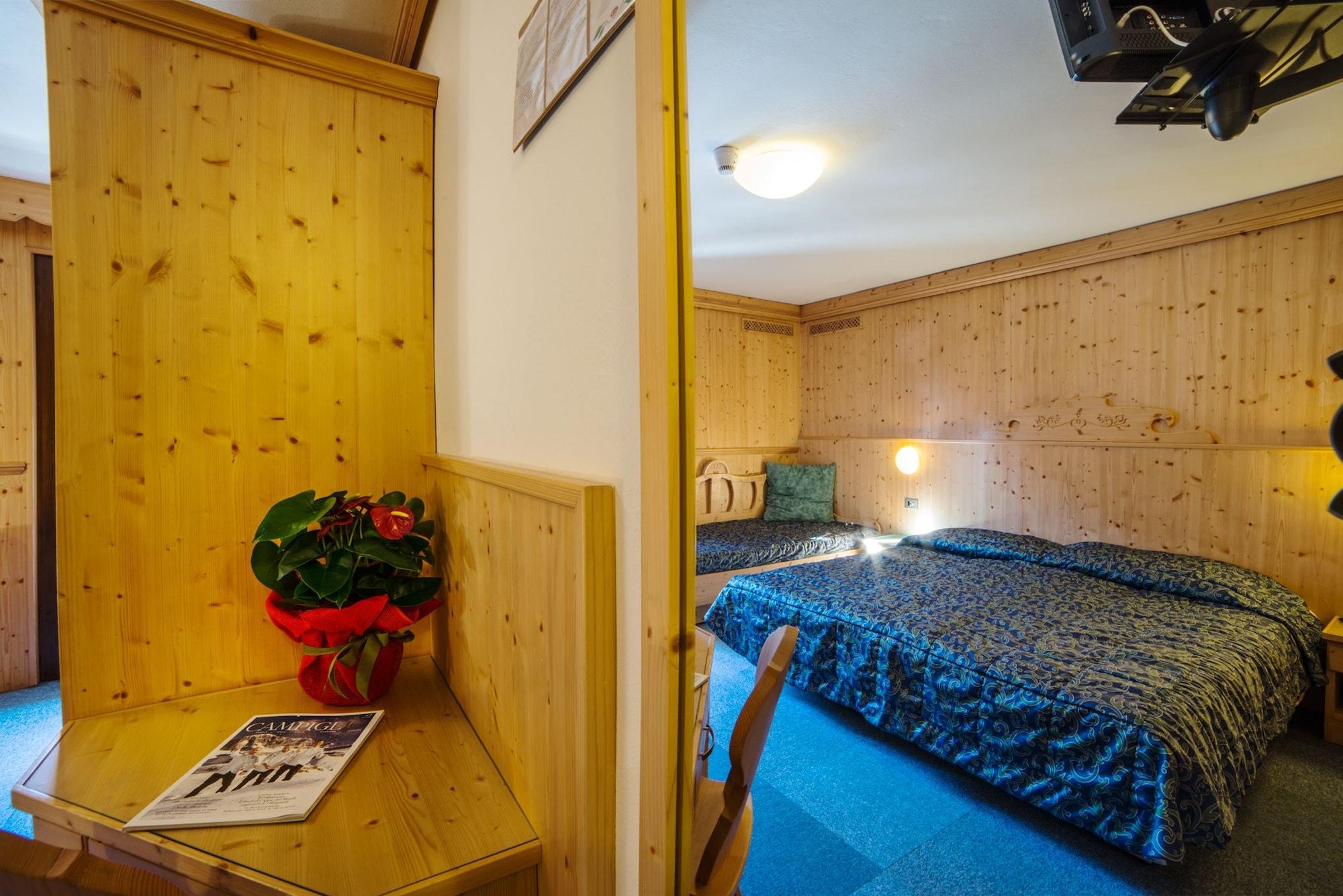 Hotel Cime D'Oro Madonna di Campiglio Bagian luar foto