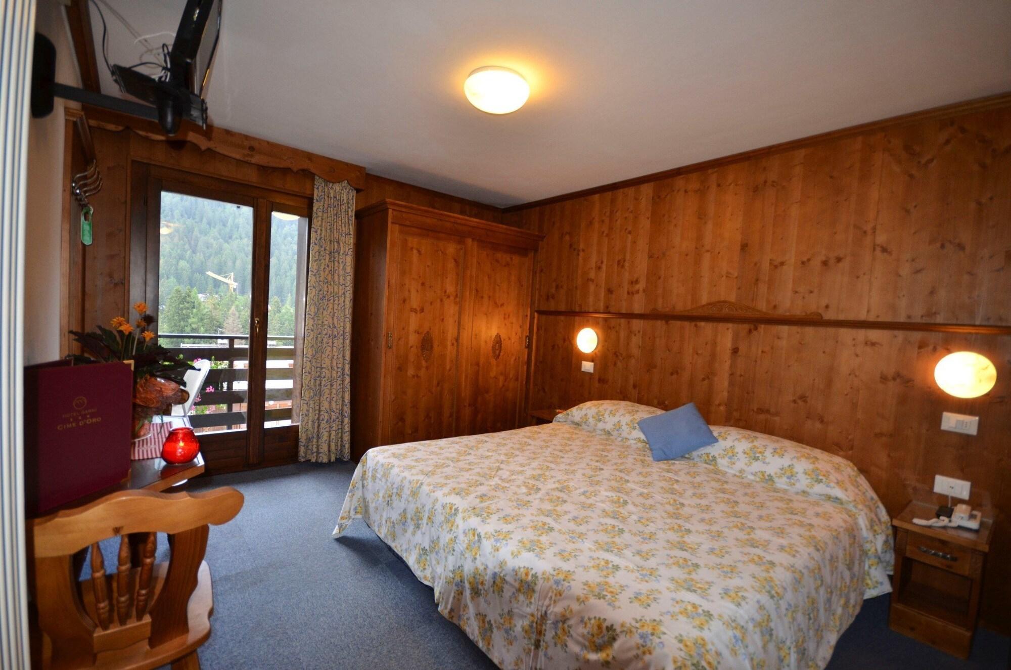 Hotel Cime D'Oro Madonna di Campiglio Bagian luar foto