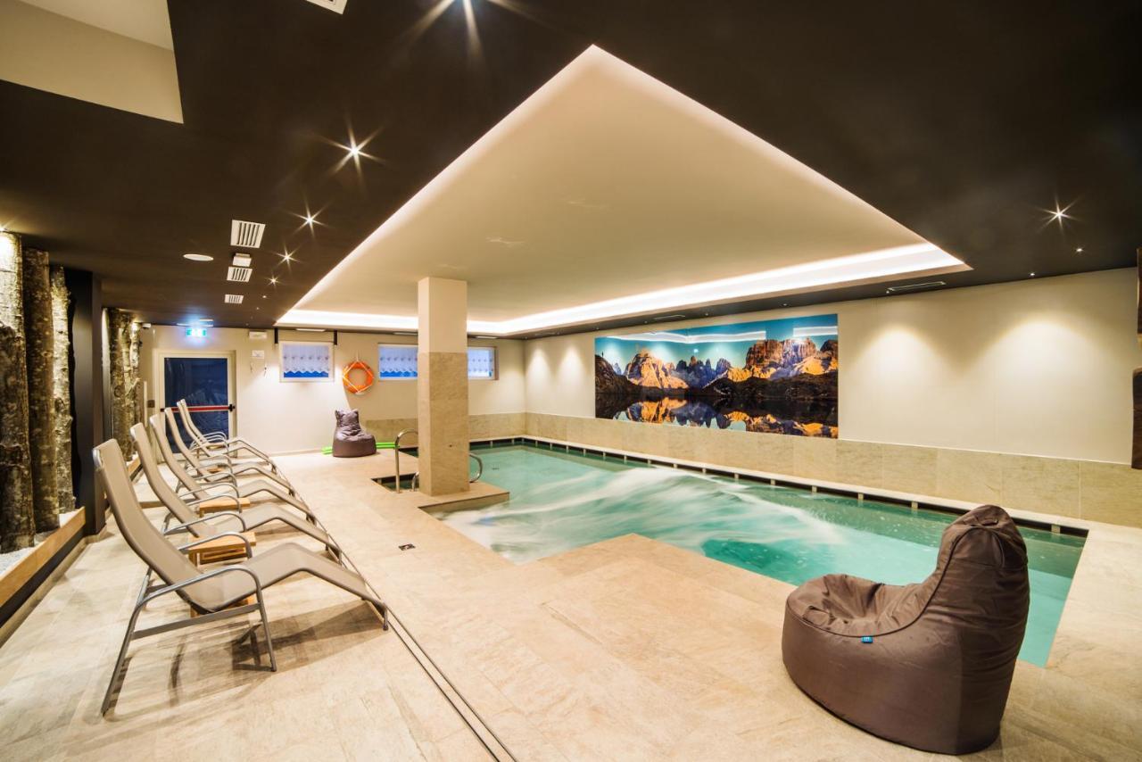 Hotel Cime D'Oro Madonna di Campiglio Bagian luar foto