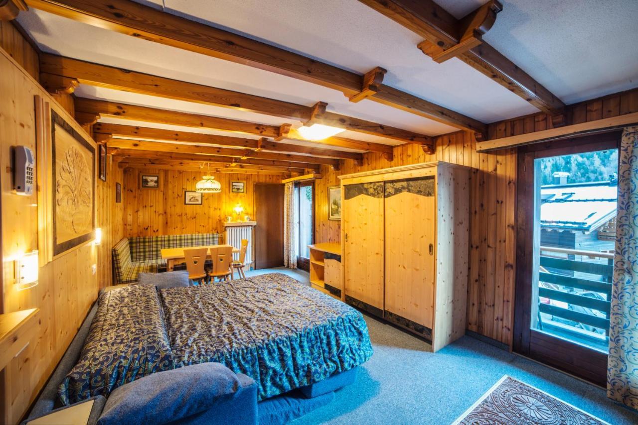 Hotel Cime D'Oro Madonna di Campiglio Bagian luar foto